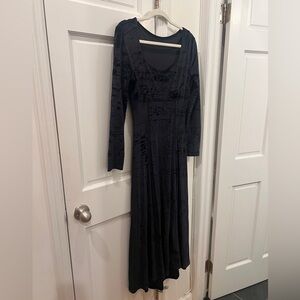 Elegant Black Long Sleeve Dress